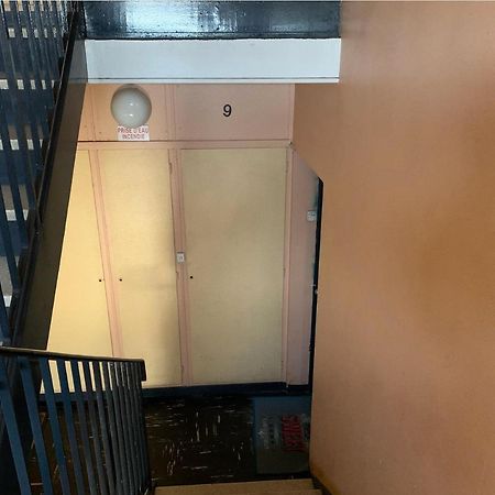 Une Chambre Simple Confortable Avec Acces Direct Aeroport D'Orly Eksteriør bilde